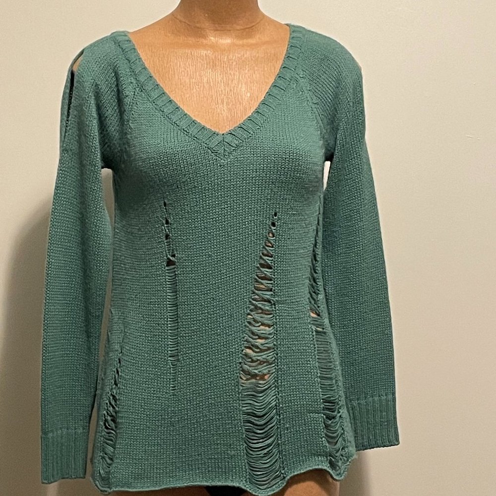 VENUS - green sweaters -size small/medium